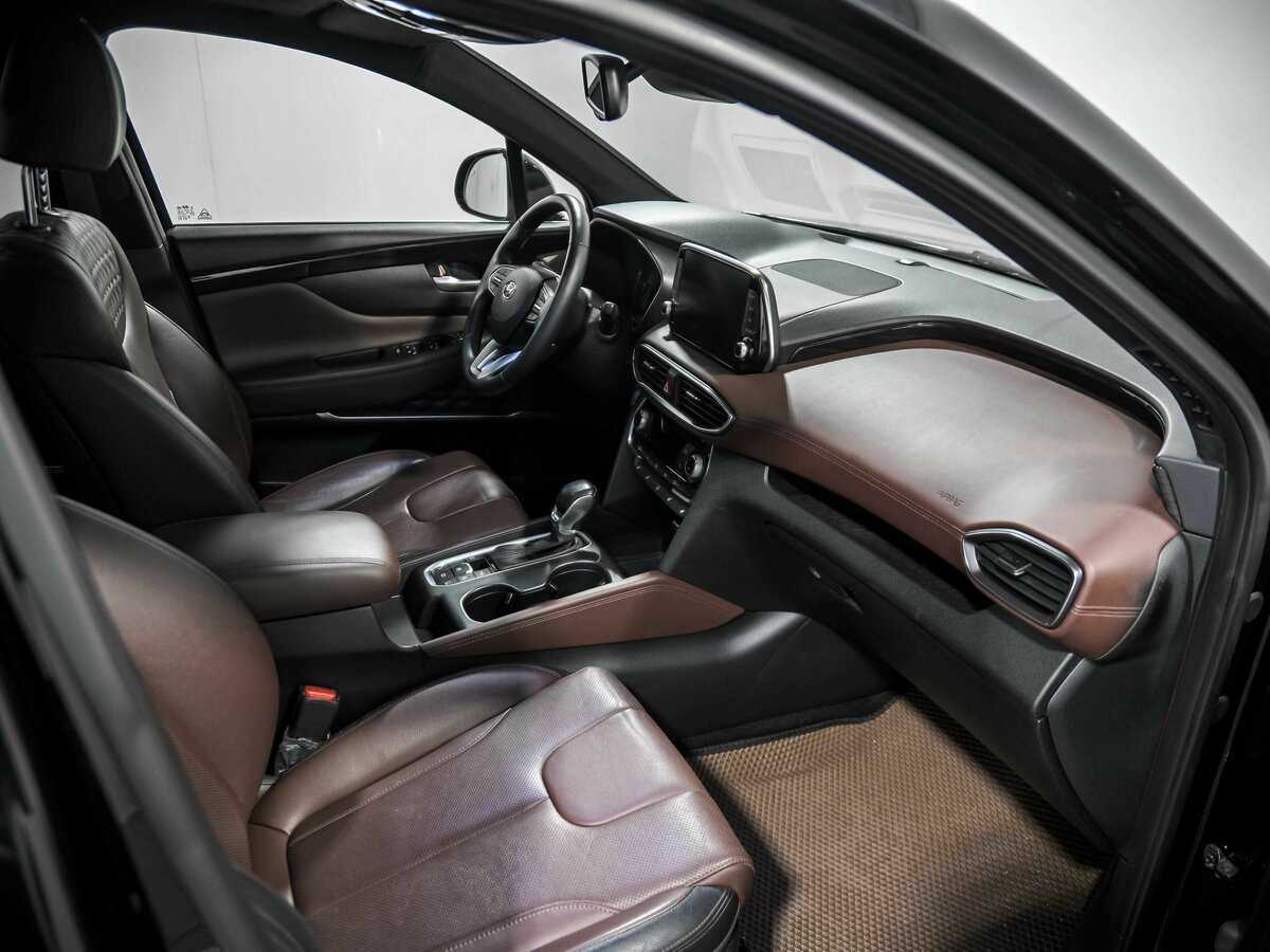 Hyundai Santa Fe 2019 года с пробегом. Фото: #22