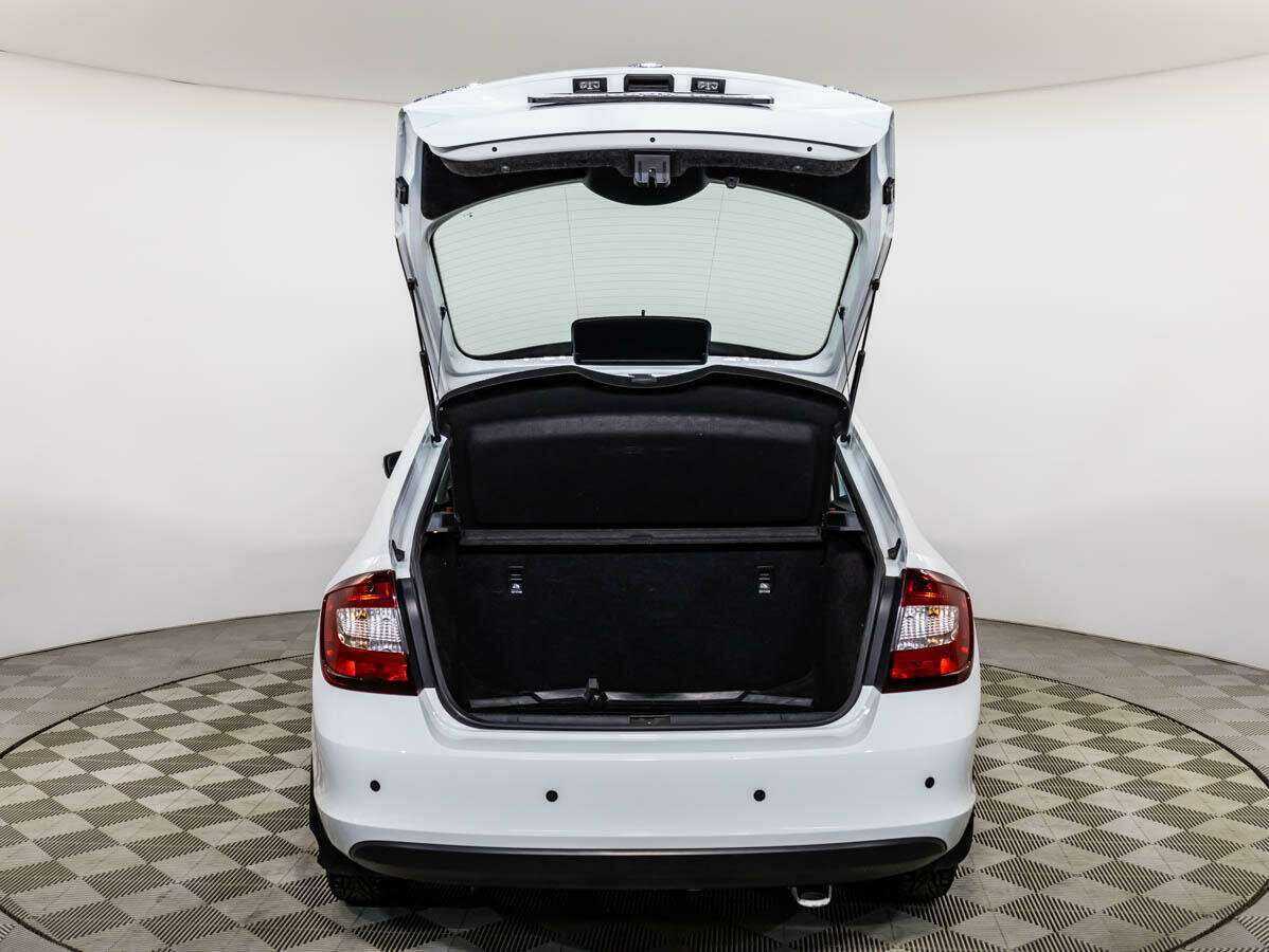 Skoda Rapid 2017 года с пробегом. Фото: #18