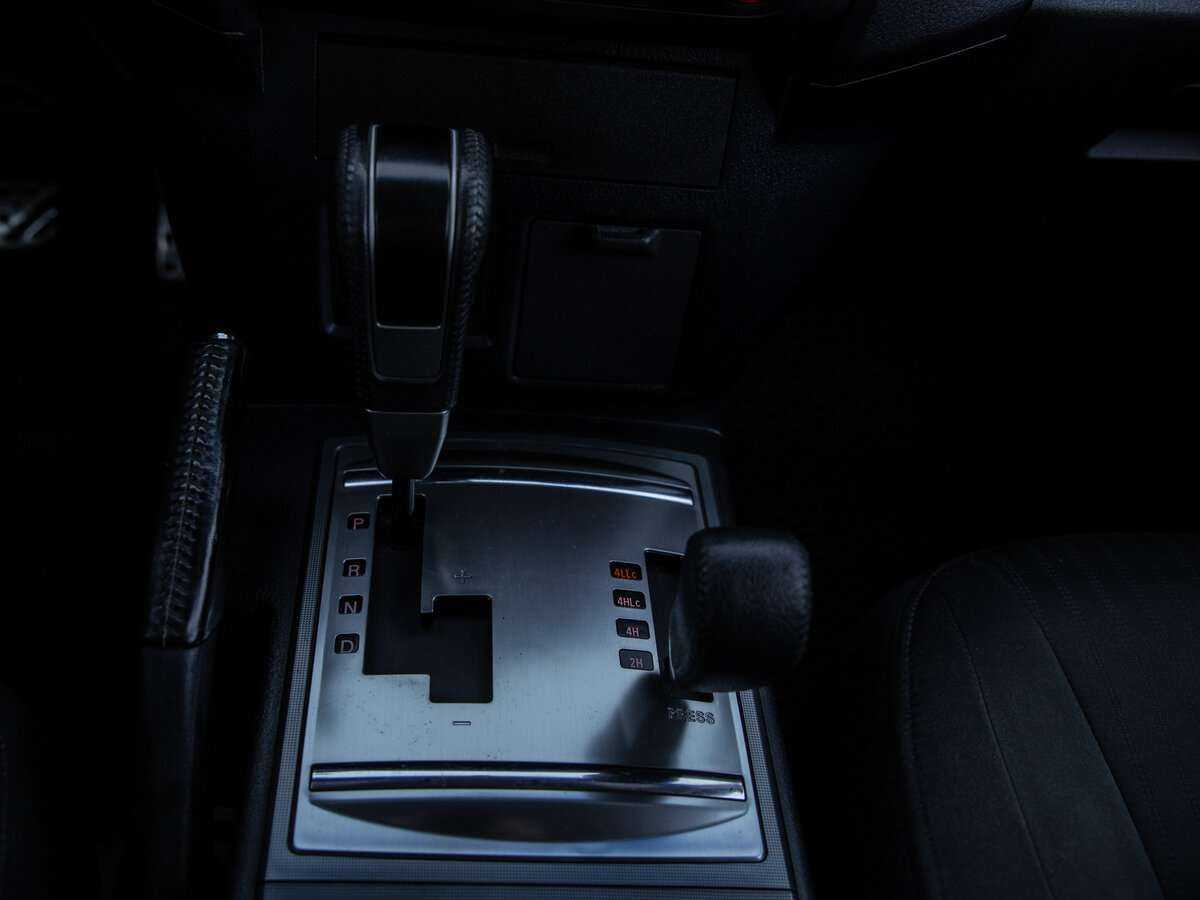 Mitsubishi Pajero 2012 года с пробегом. Фото: #12