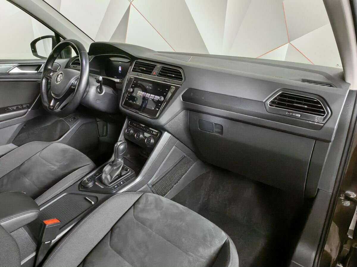 Volkswagen Tiguan 2017 года с пробегом. Фото: #8