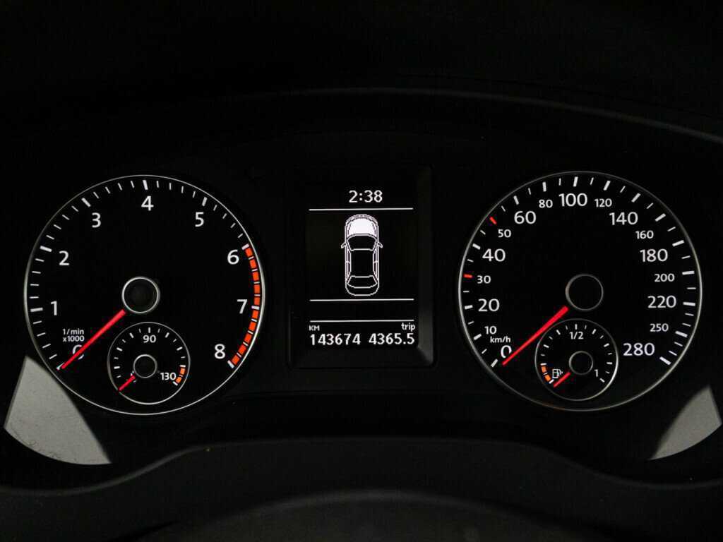 Volkswagen Jetta 2012 года с пробегом. Фото: #11