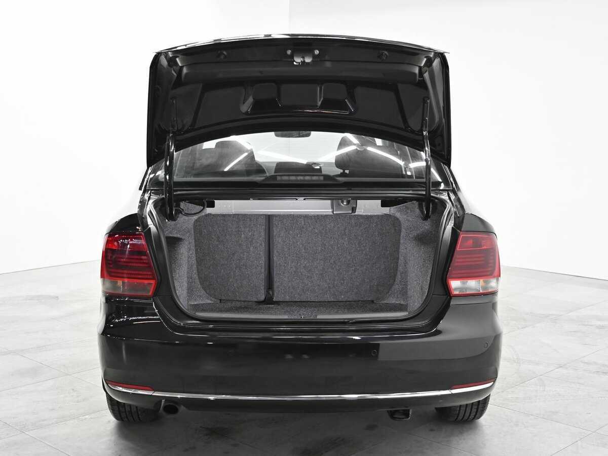 Volkswagen Polo 2017 года с пробегом. Фото: #4