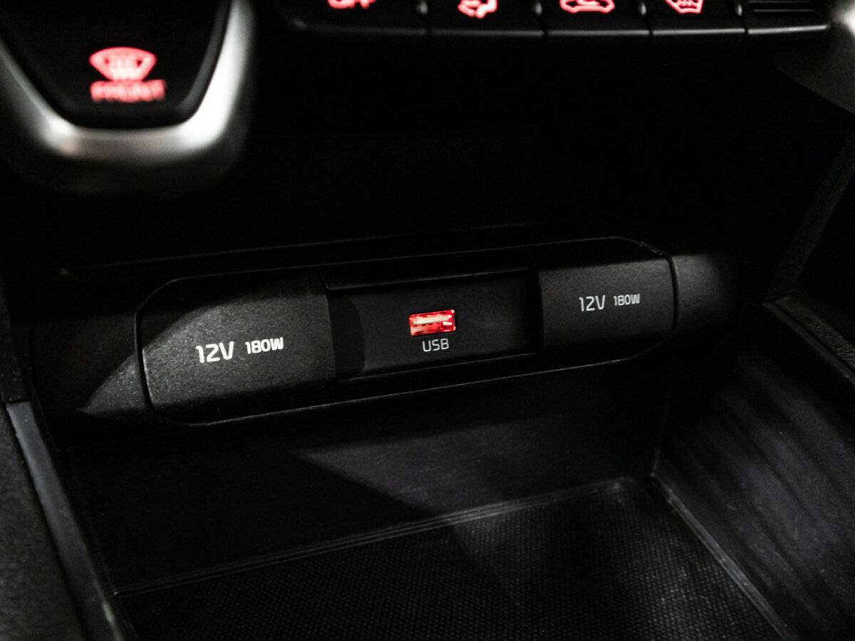 Kia Rio 2020 года с пробегом. Фото: #19