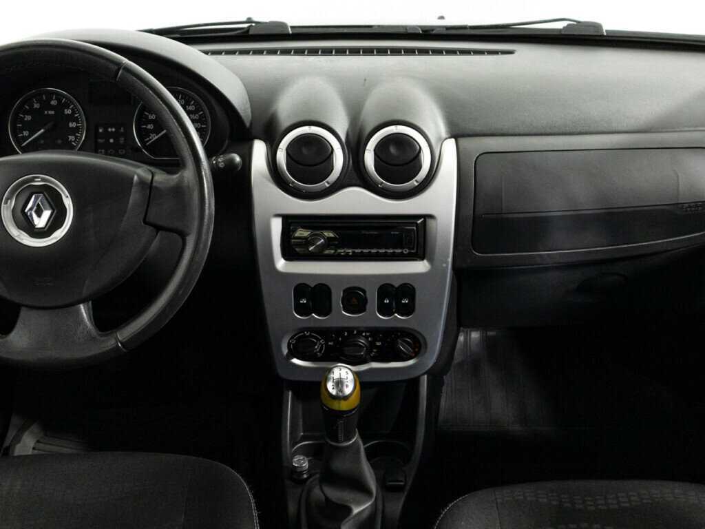 Renault Sandero 2013 года с пробегом. Фото: #13