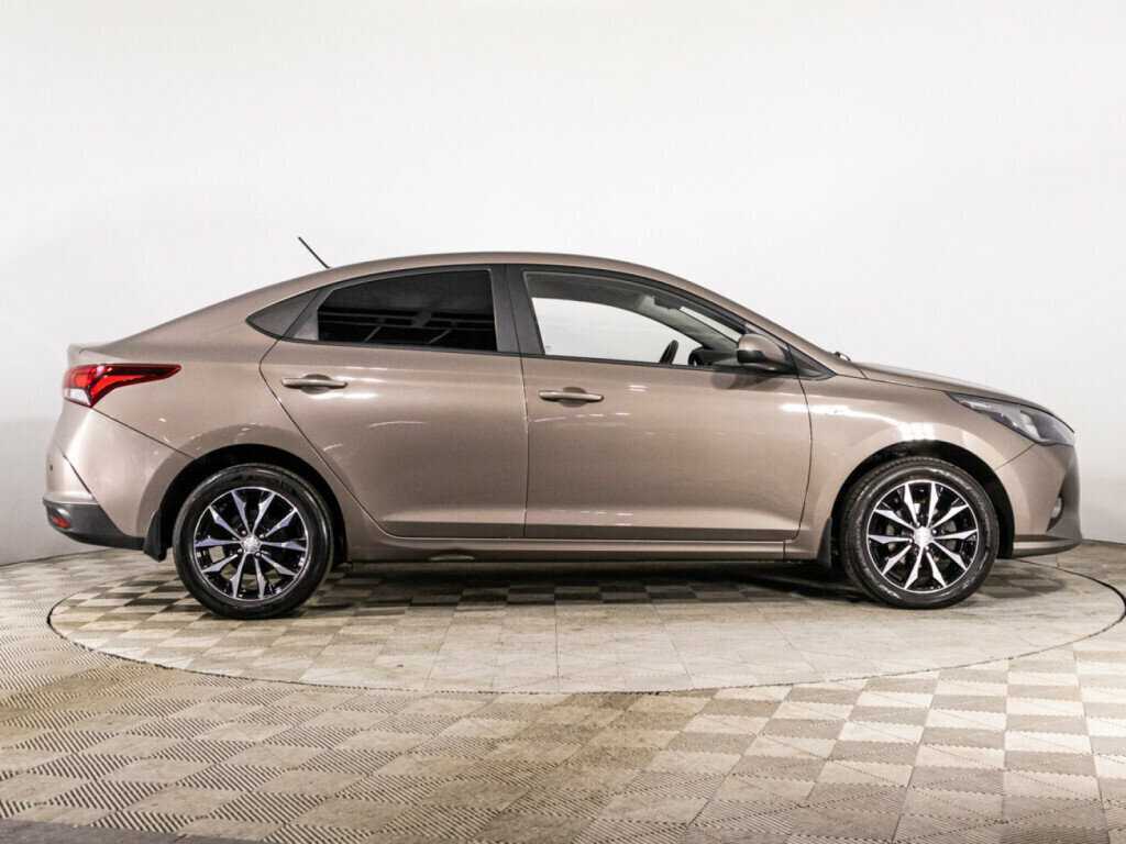 Hyundai Solaris 2022 года с пробегом. Фото: #3