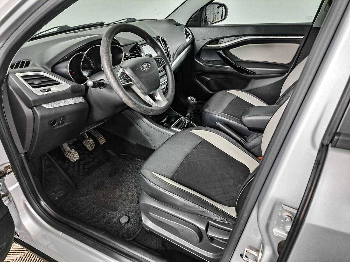 Lada (ВАЗ) Vesta 2018 года с пробегом. Фото: #13