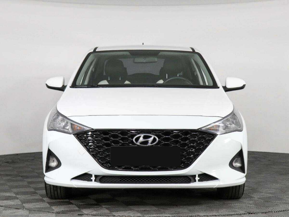 Hyundai Solaris 2022 года с пробегом. Фото: #1