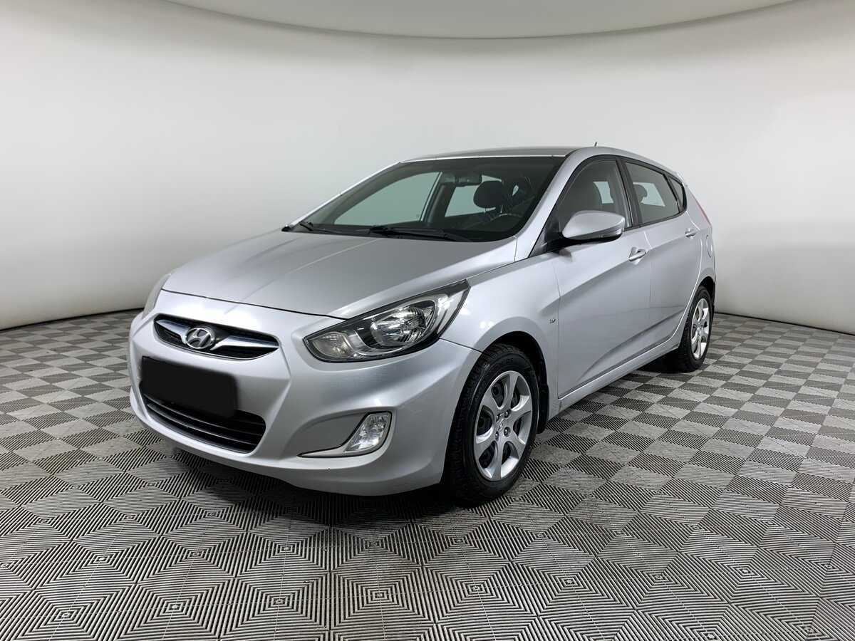 Hyundai Solaris 2012 года с пробегом. Посмотреть фото