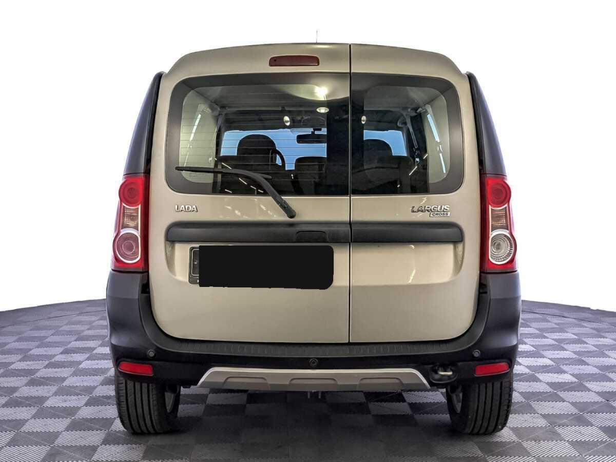 Lada (ВАЗ) Largus 2019 года с пробегом. Фото: #5