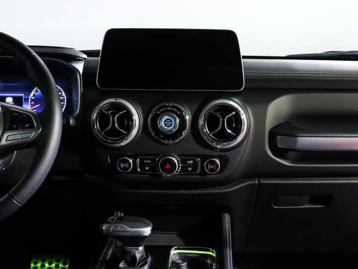 BAIC BJ40 2023 года с пробегом. Фото: #12