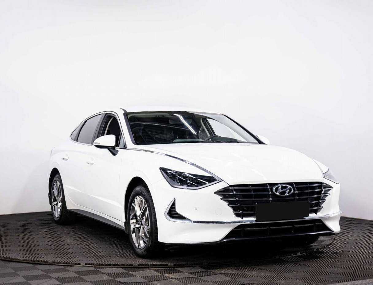 Hyundai Sonata 2020 года с пробегом. Фото: #2