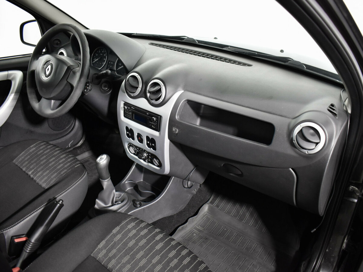 Renault Sandero 2014 года с пробегом. Фото: #11