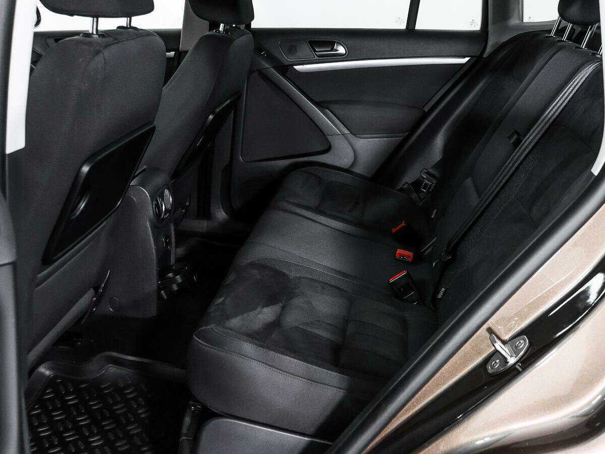 Volkswagen Tiguan 2015 года с пробегом. Фото: #10
