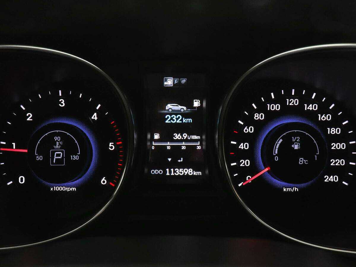 Hyundai Santa Fe 2012 года с пробегом. Фото: #10