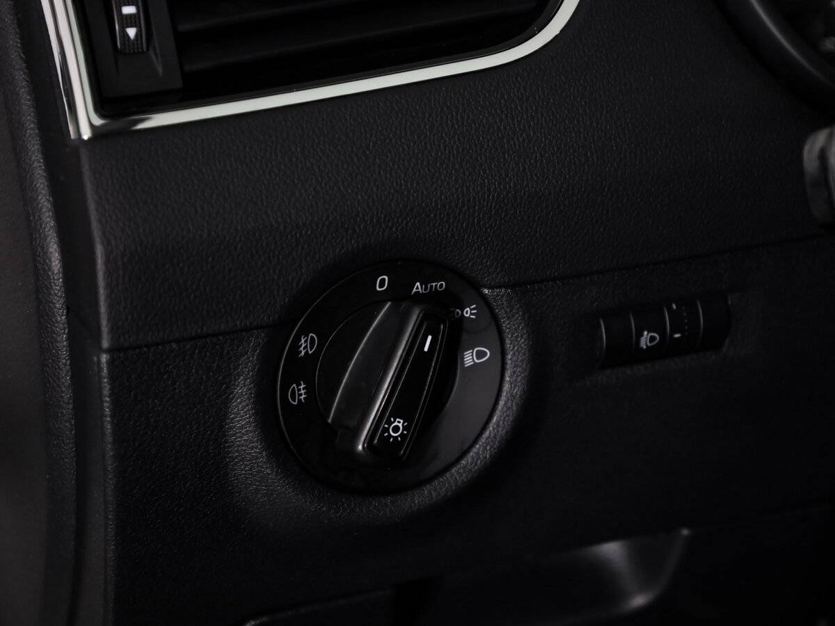 Skoda Octavia 2015 года с пробегом. Фото: #12