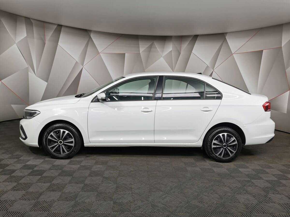 Volkswagen Polo 2020 года с пробегом. Фото: #4