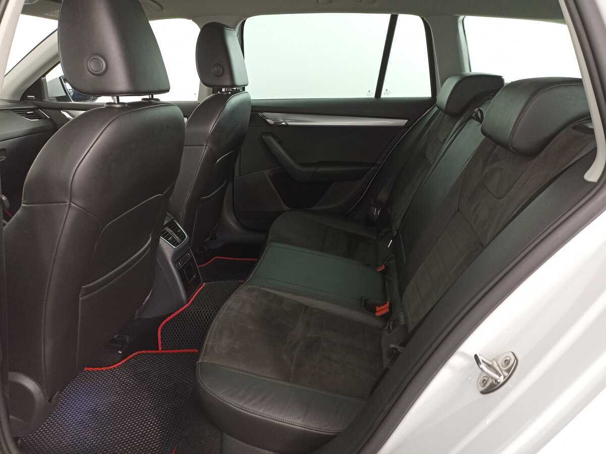 Skoda Octavia 2015 года с пробегом. Фото: #11