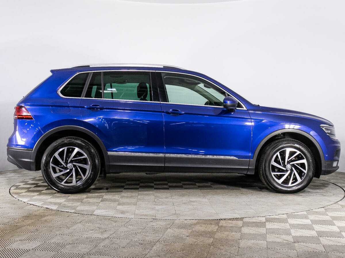 Volkswagen Tiguan 2018 года с пробегом. Фото: #3