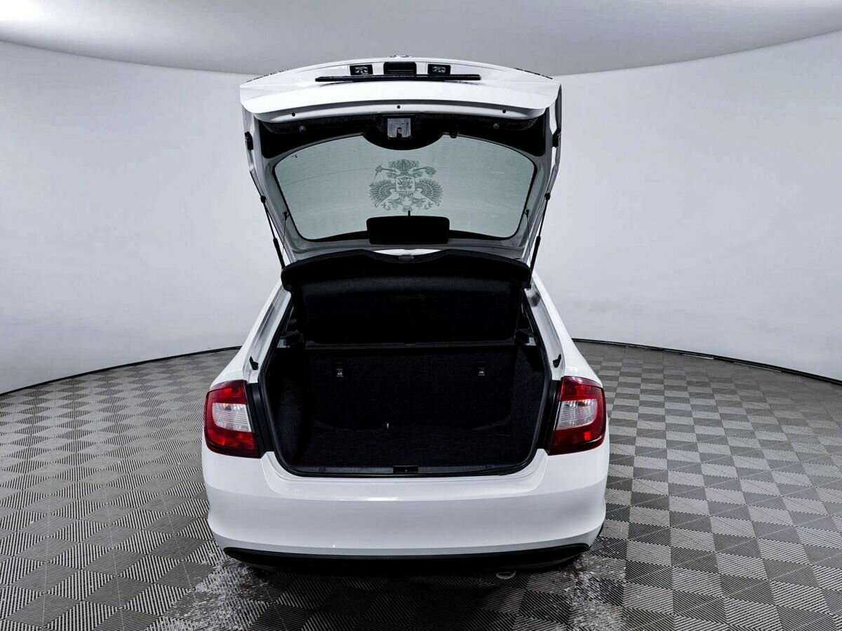Skoda Rapid 2017 года с пробегом. Фото: #9