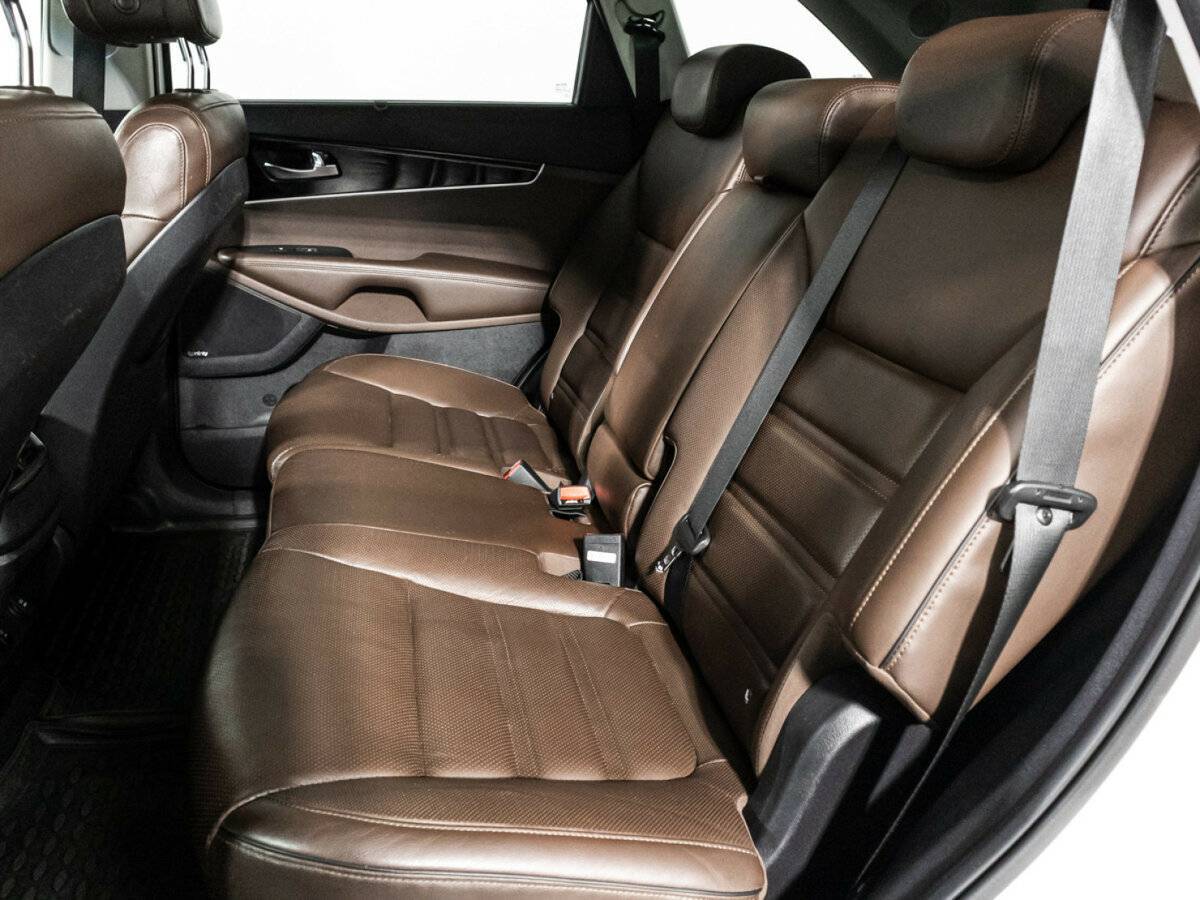 Kia Sorento 2017 года с пробегом. Фото: #9