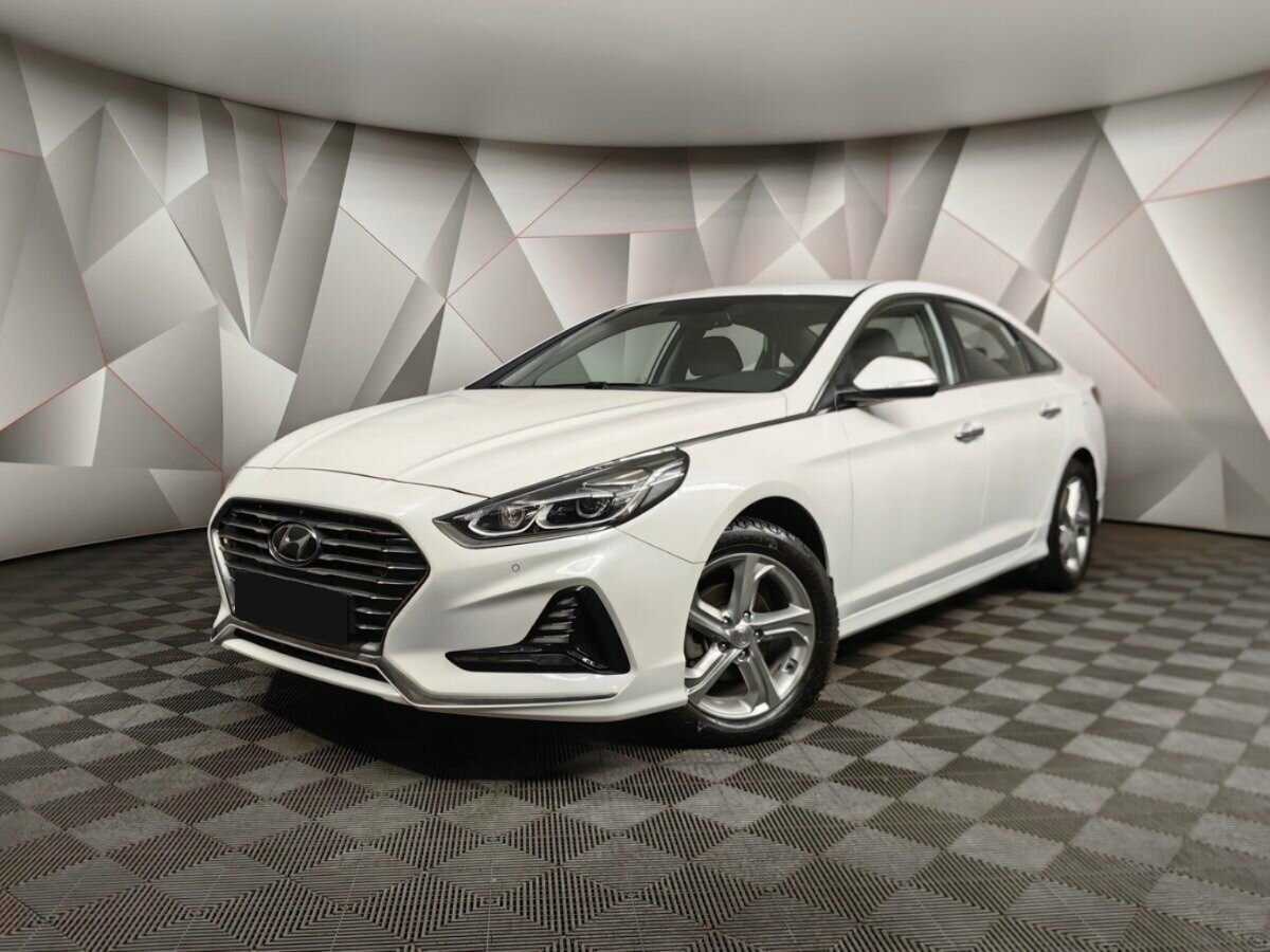 Hyundai Sonata 2018 года с пробегом. Посмотреть фото
