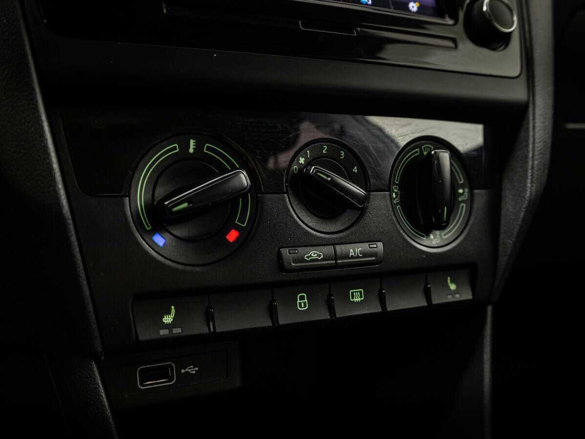 Skoda Rapid 2018 года с пробегом. Фото: #14