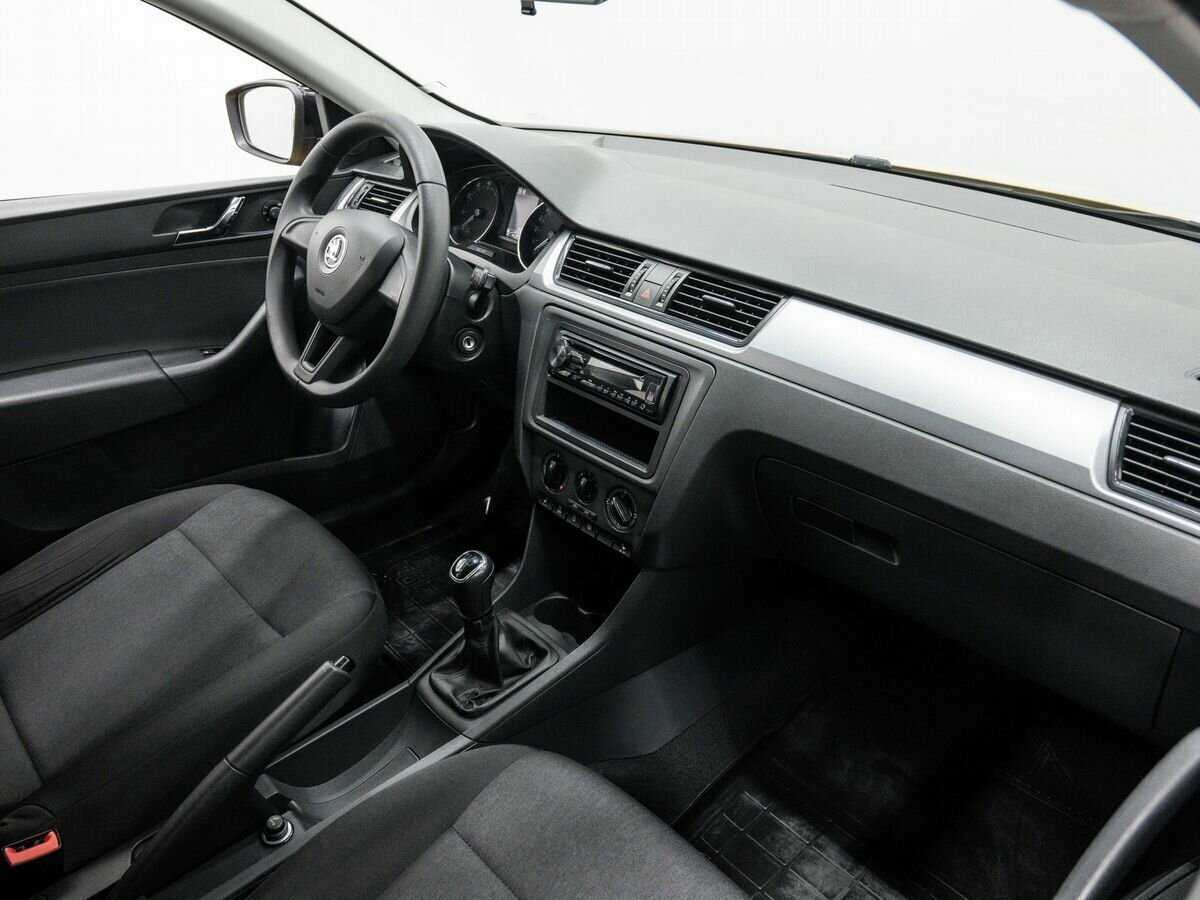 Skoda Rapid 2017 года с пробегом. Фото: #9