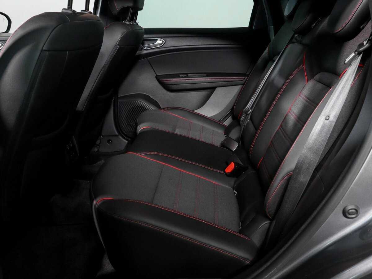 Renault Arkana 2021 года с пробегом. Фото: #9