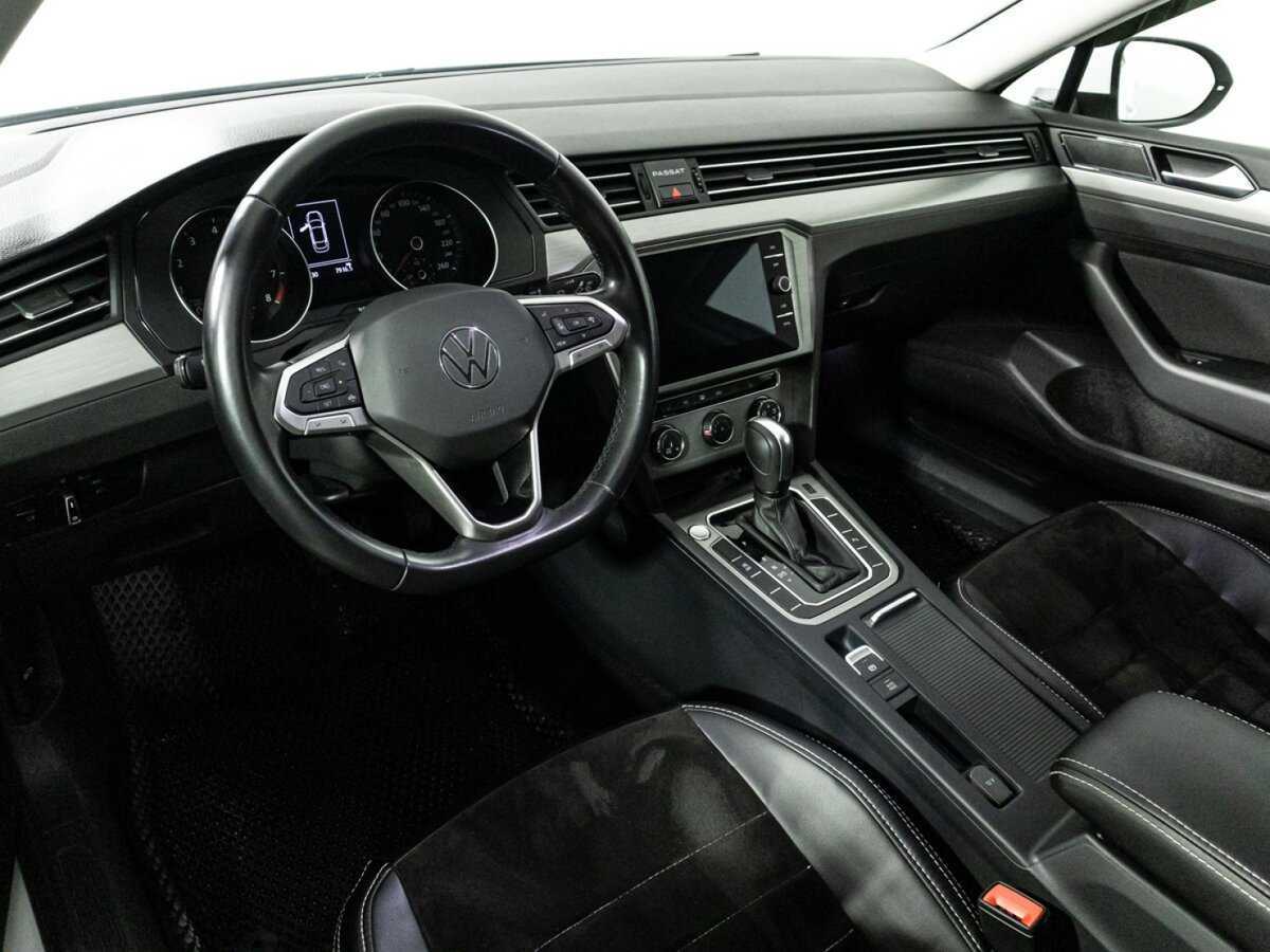 Volkswagen Passat 2021 года с пробегом. Фото: #10