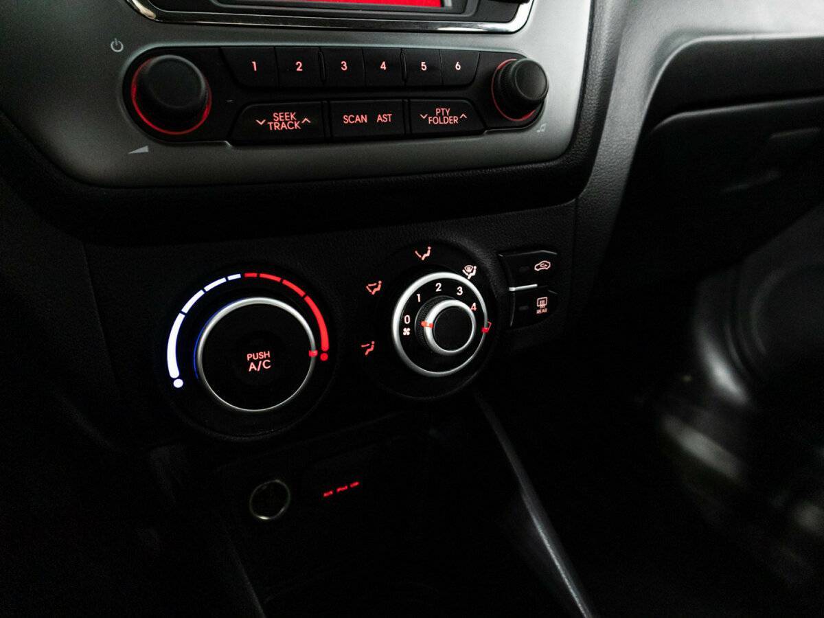 Kia Rio 2014 года с пробегом. Фото: #15