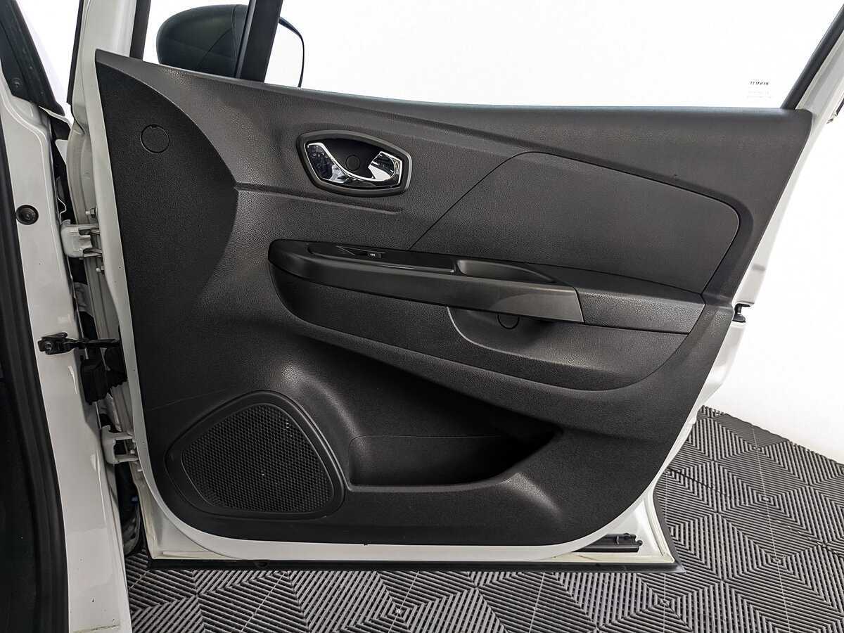 Renault Kaptur 2018 года с пробегом. Фото: #23