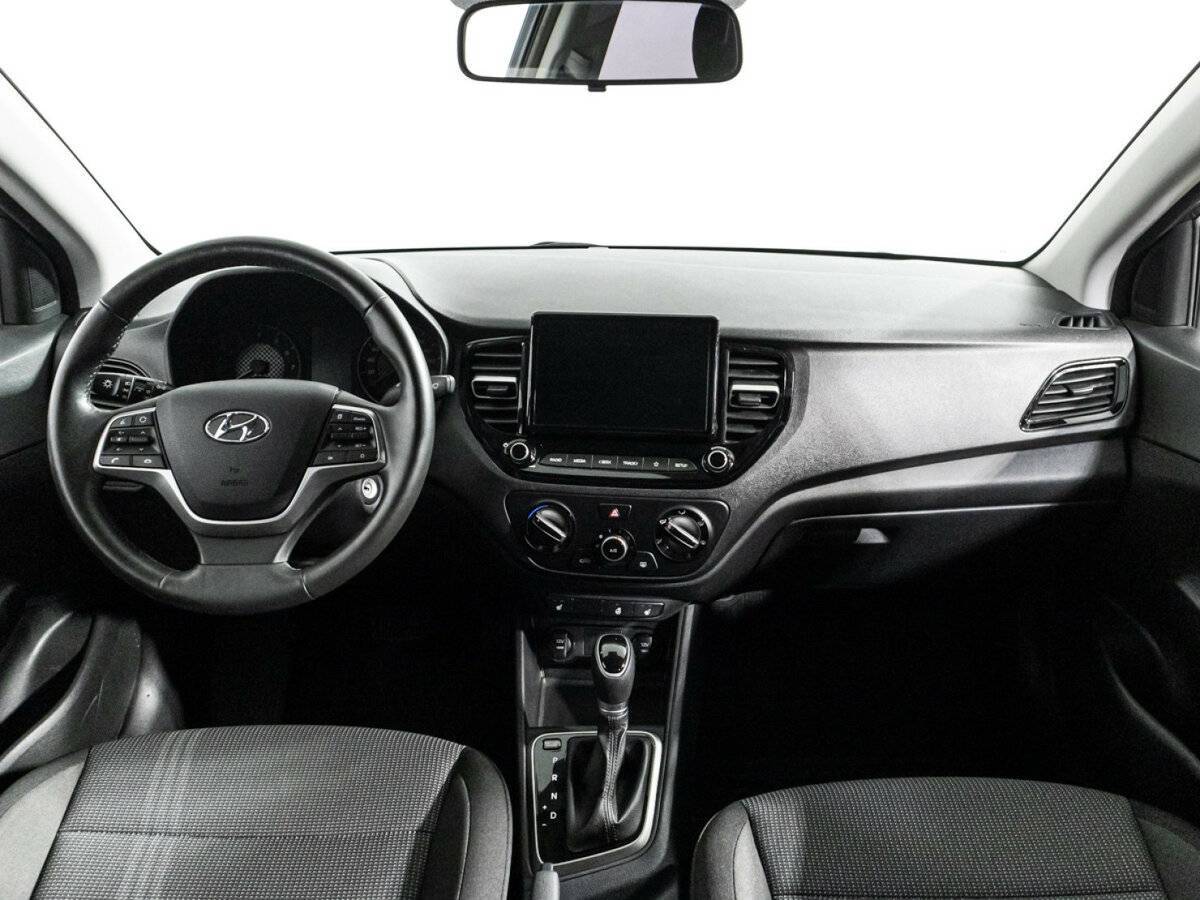 Hyundai Solaris 2021 года с пробегом. Фото: #12