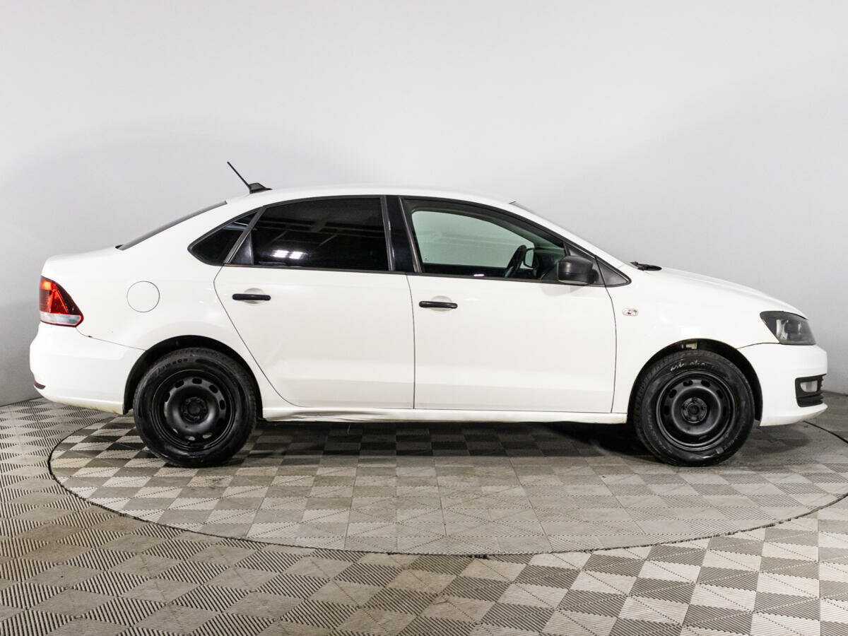 Volkswagen Polo 2017 года с пробегом. Фото: #2