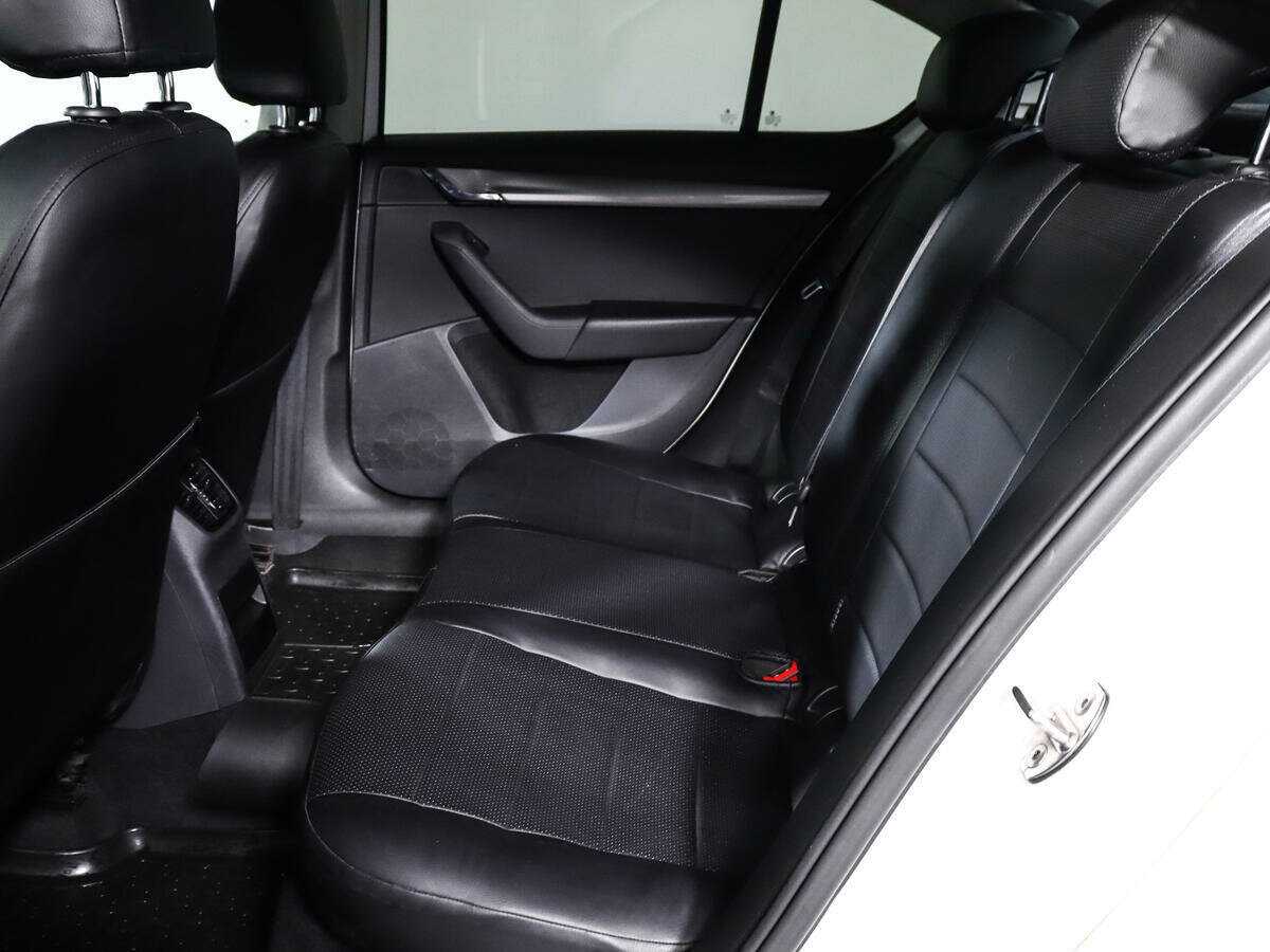 Skoda Octavia 2019 года с пробегом. Фото: #7