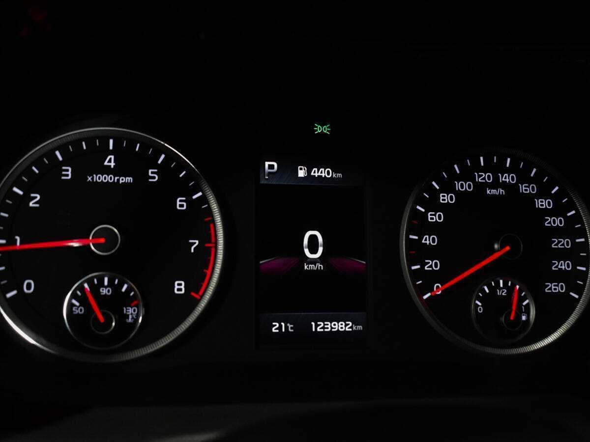 Kia K5 2020 года с пробегом. Фото: #10