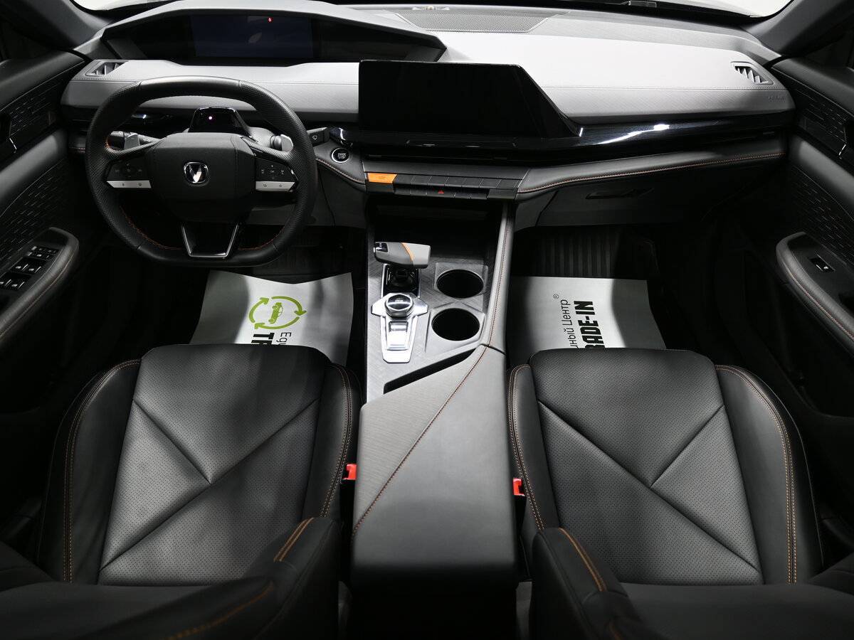 Changan UNI-V 2023 года с пробегом. Фото: #9