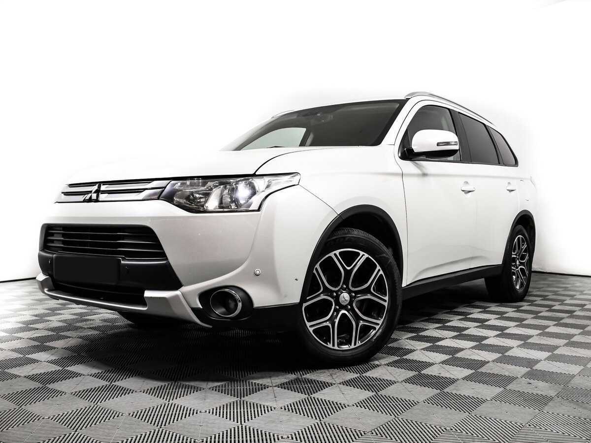 Mitsubishi Outlander 2015 года с пробегом. Фото: #13