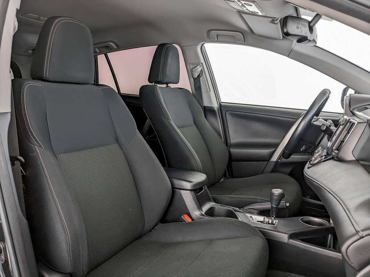 Toyota RAV4 2014 года с пробегом. Фото: #17