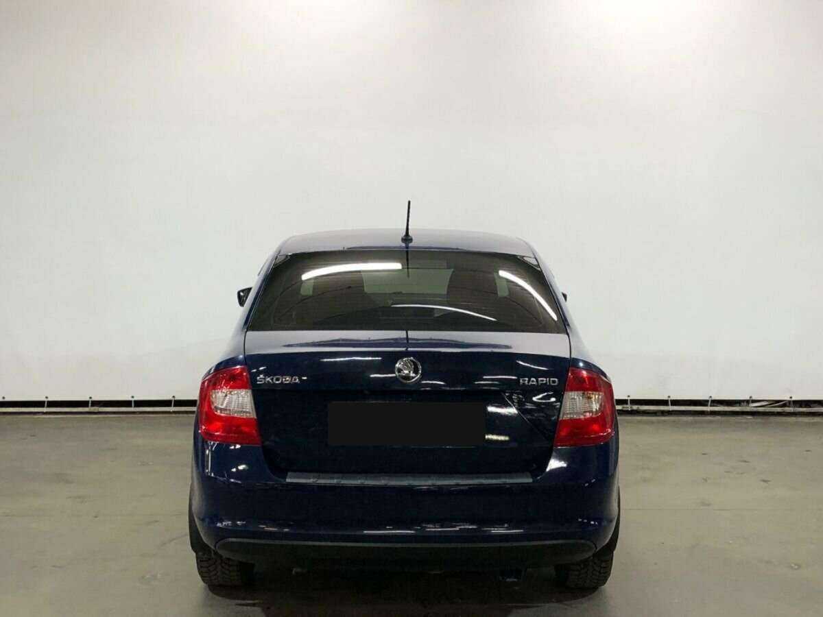 Skoda Rapid 2015 года с пробегом. Фото: #5