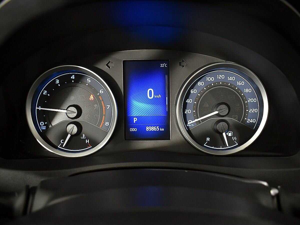 Toyota Corolla 2017 года с пробегом. Фото: #11