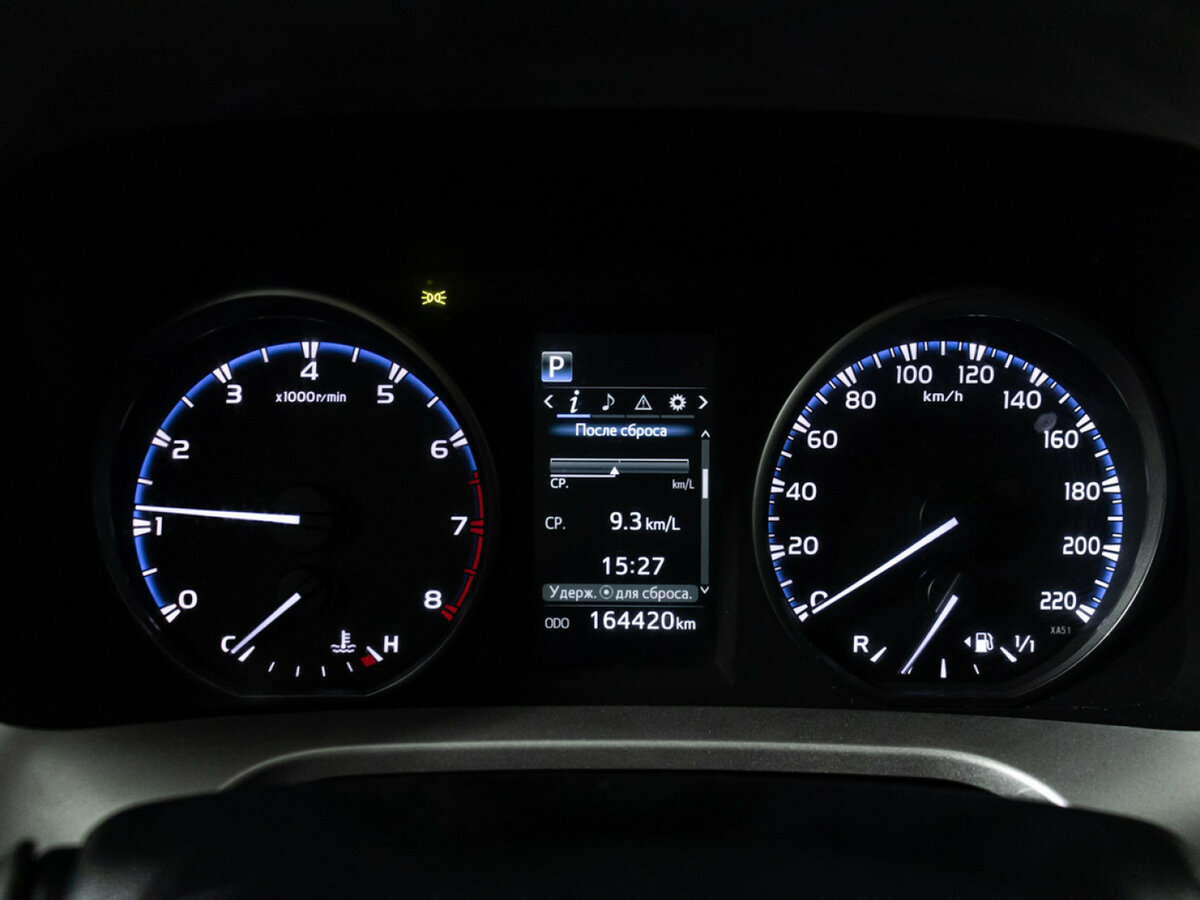 Toyota RAV4 2017 года с пробегом. Фото: #11