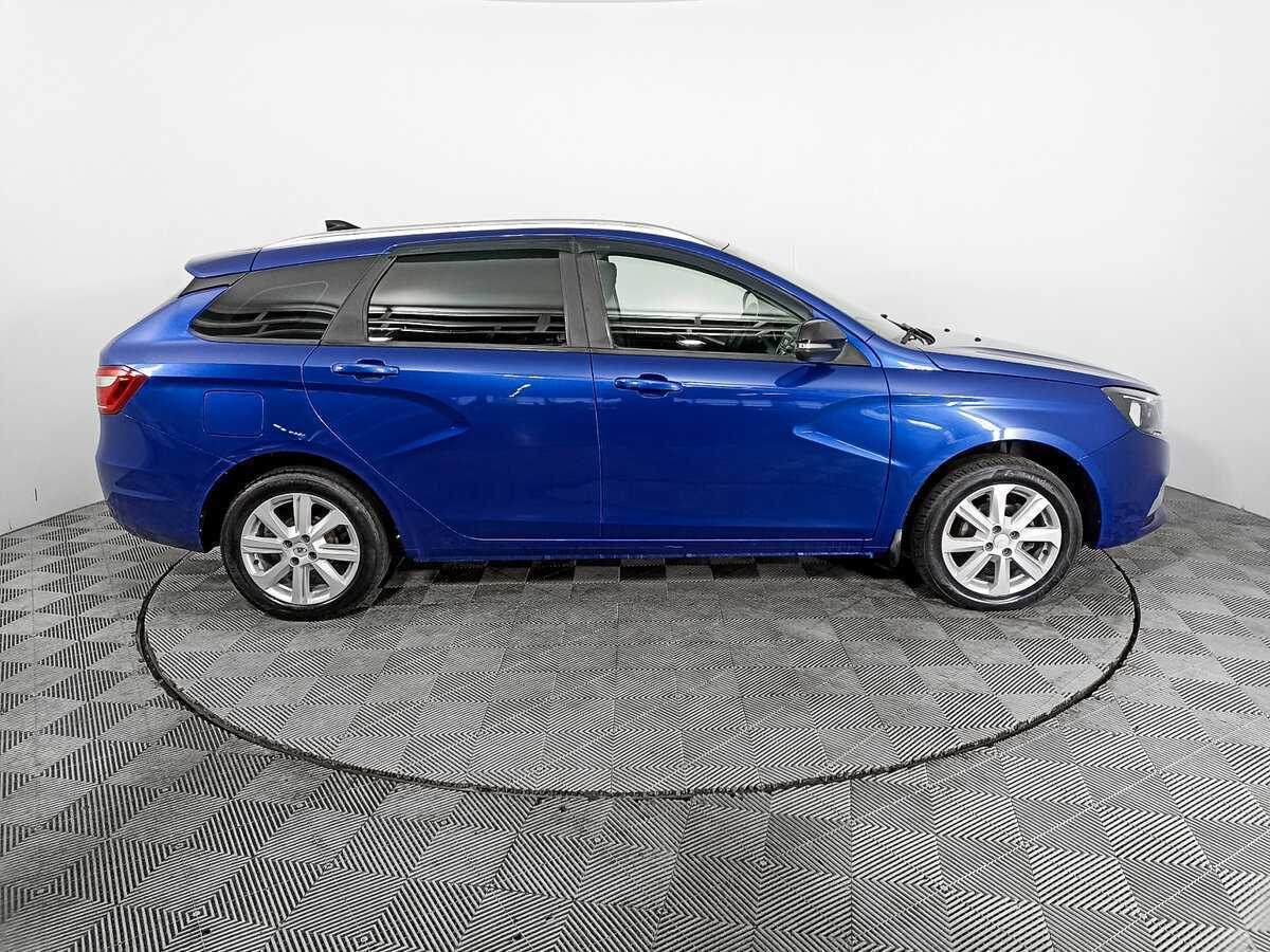 Lada (ВАЗ) Vesta 2021 года с пробегом. Фото: #3