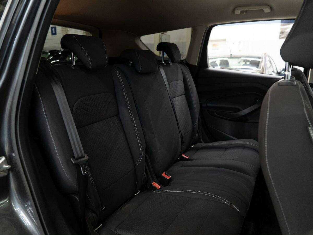 Ford Kuga 2017 года с пробегом. Фото: #7