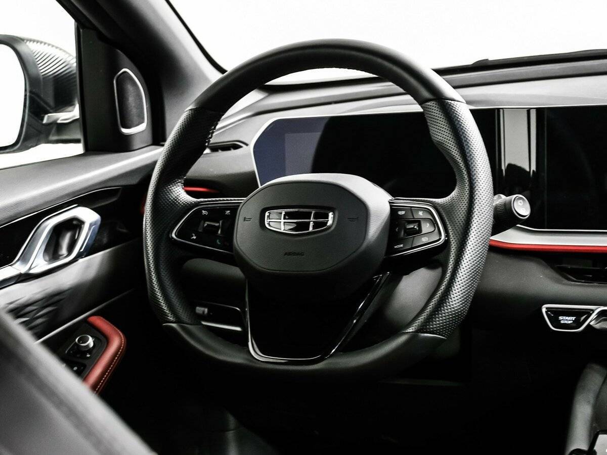 Geely Coolray 2024 года с пробегом. Фото: #15