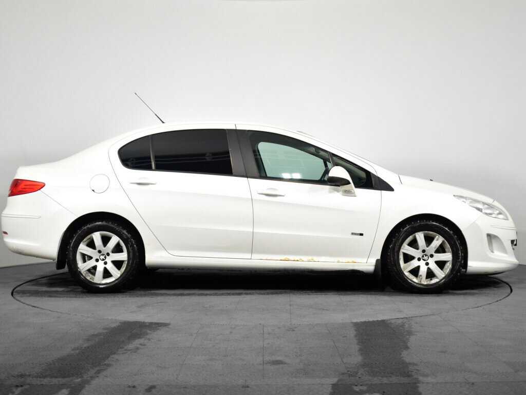 Peugeot 408 2016 года с пробегом. Фото: #3