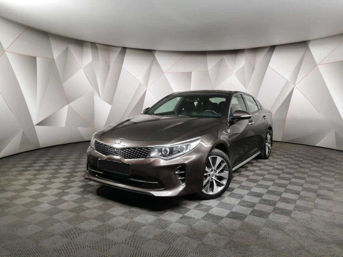 Kia Optima 2018 года с пробегом. Посмотреть фото