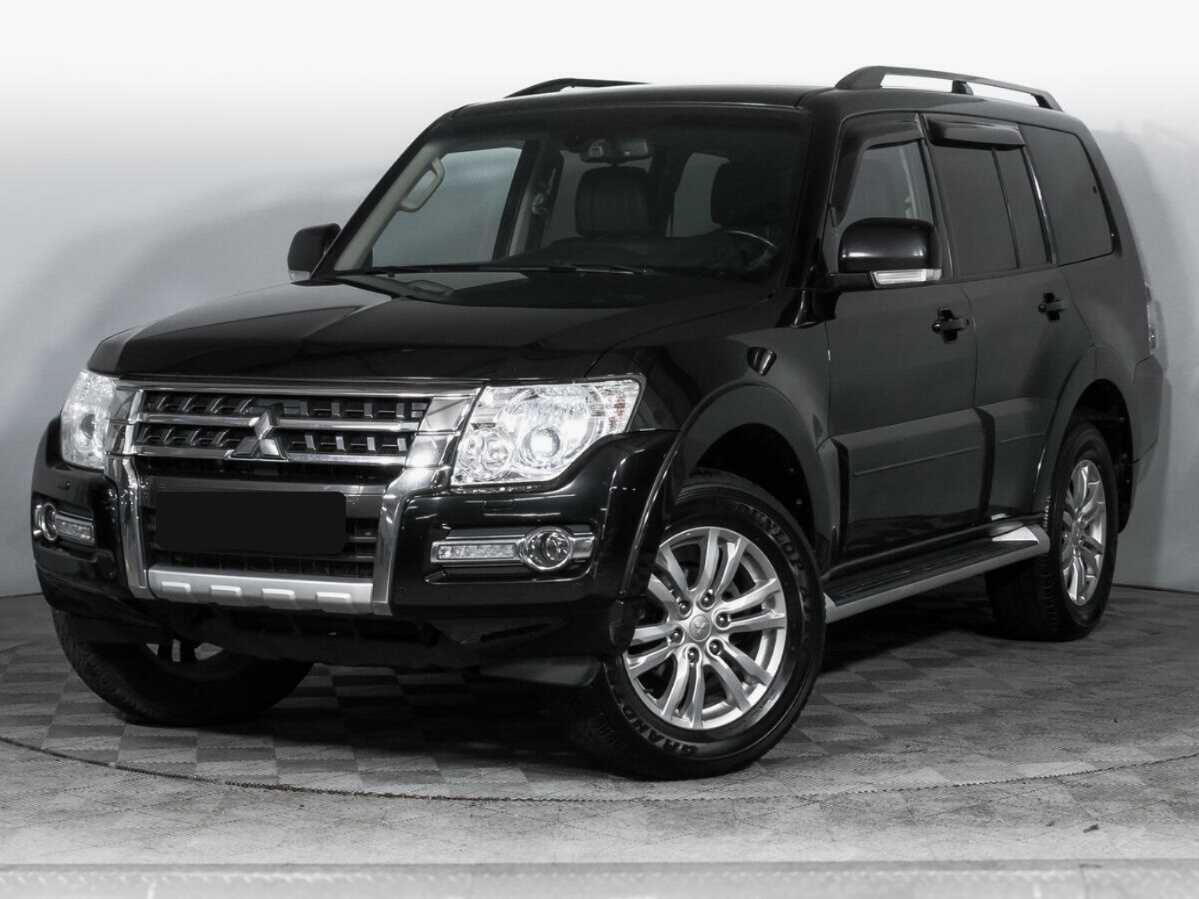 Mitsubishi Pajero 2017 года с пробегом. Фото: #0