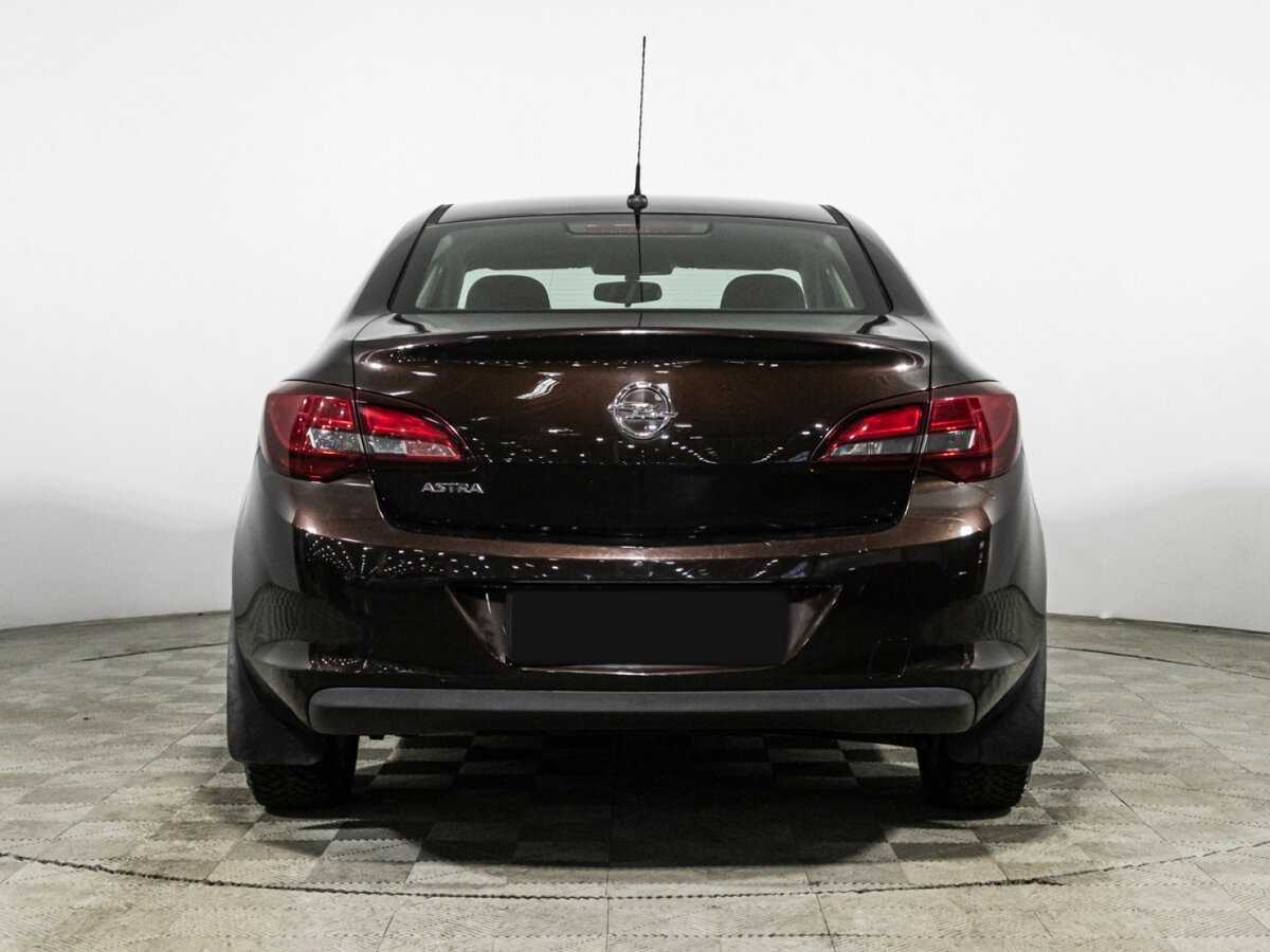 Opel Astra 2014 года с пробегом. Фото: #5