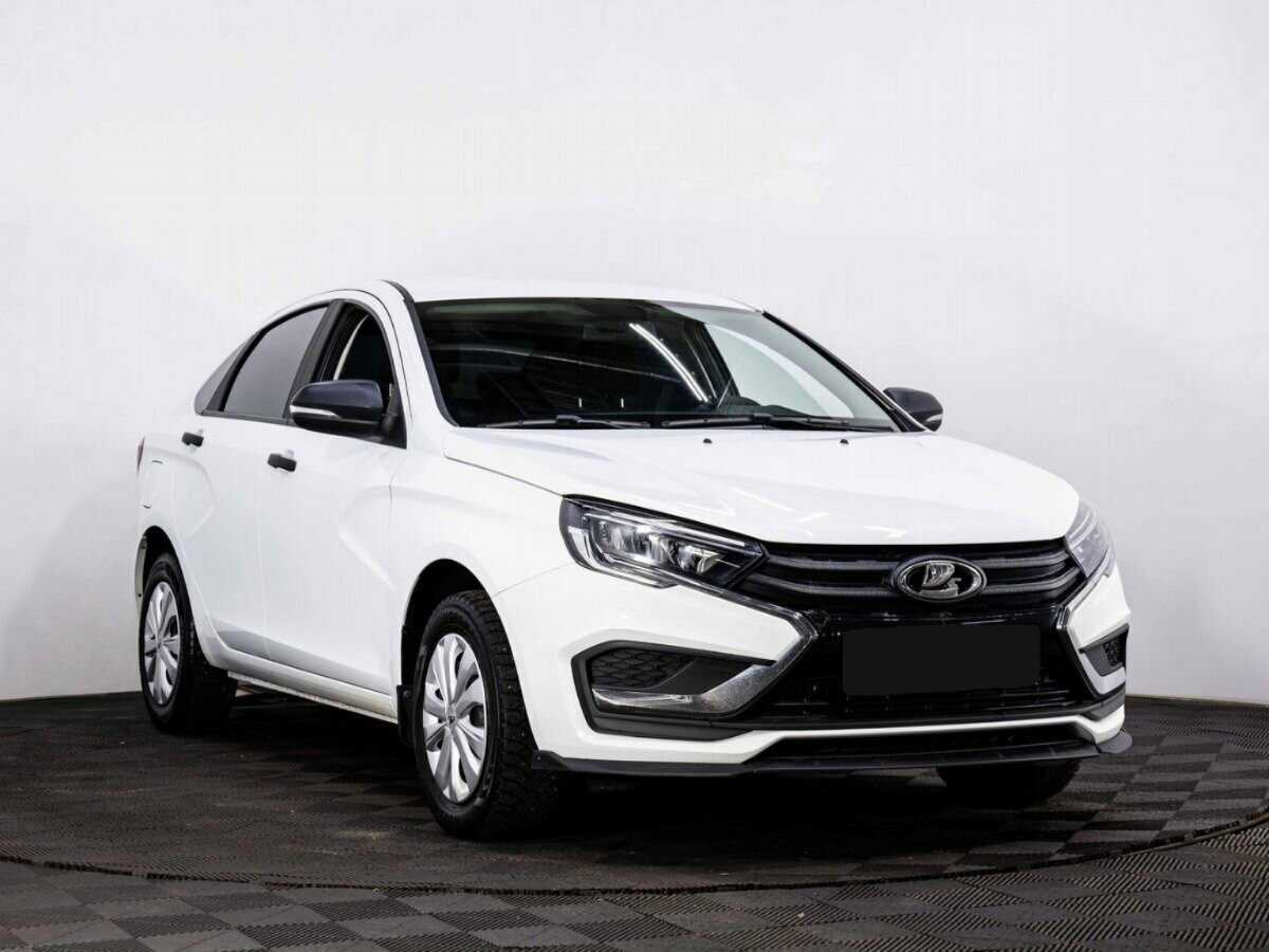 Lada (ВАЗ) Vesta 2023 года с пробегом. Фото: #2