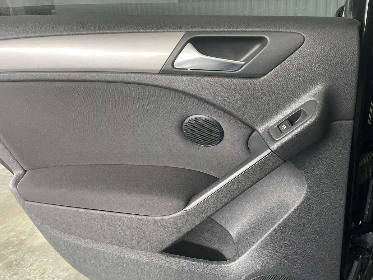 Volkswagen Golf 2012 года с пробегом. Фото: #20